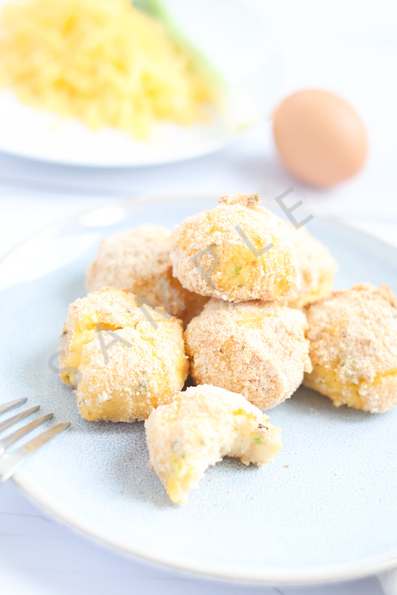 Golden Cheesy Potato Puffs Set 4