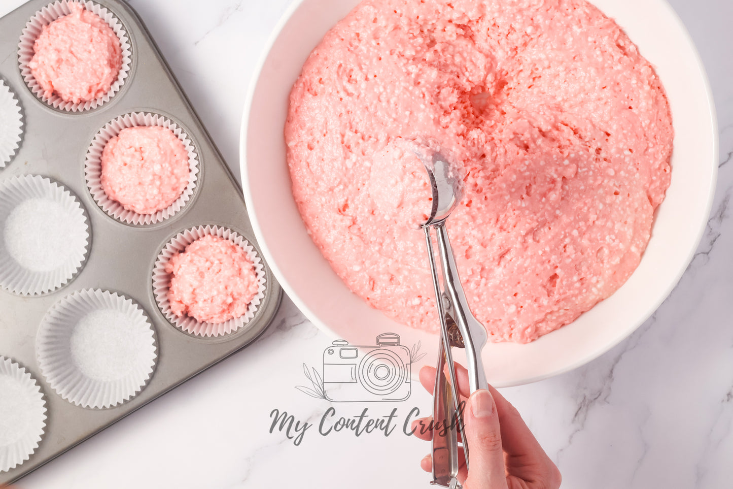 Exclusive: Strawberry Cupcakes with Strawberry Filling